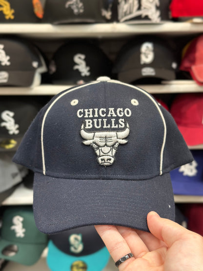 Chicago Bulls NBA Vintage Snapback | NBA Elevation | Rare