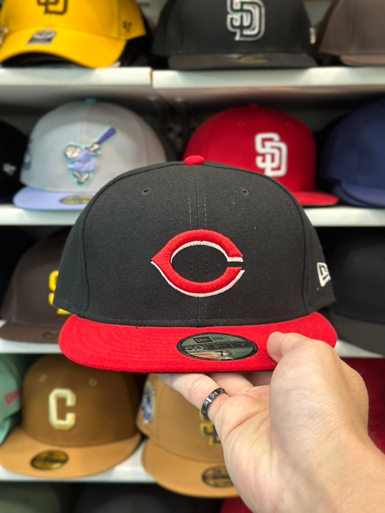 Cincinnati Reds MLB Fitted Cap | New Era 59FIFTY Sized Cap | Black/Red