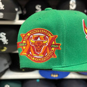 Chicago Bulls Green/Orange Mitchell & Ness Snapback - Product Image