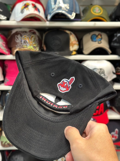 Cleveland Indians MLB Vintage Ball Cap | ANNCO Adjustable Velcro Strap | Black