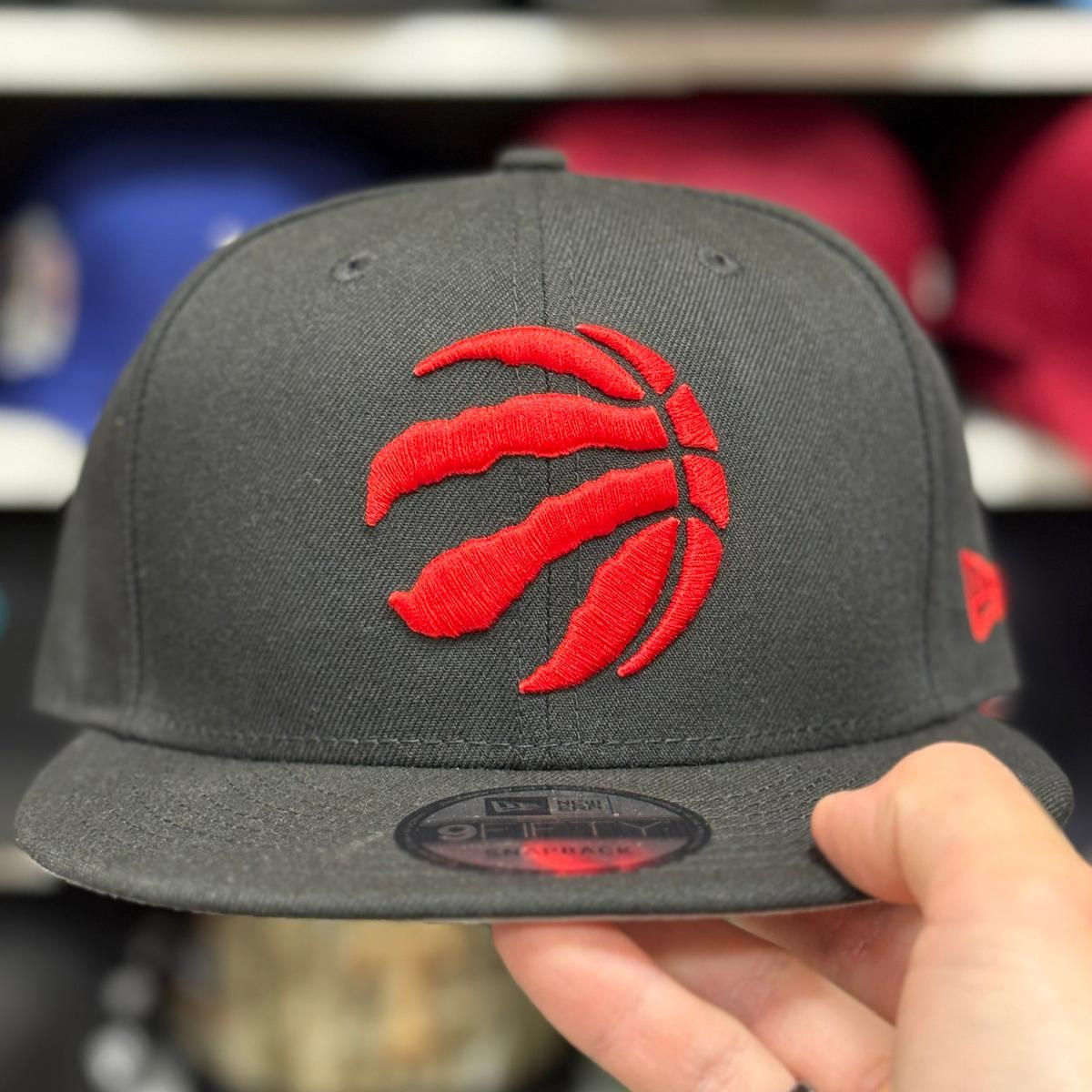 New Era Toronto Raptors Black 9FIFTY Snapback - Product Image