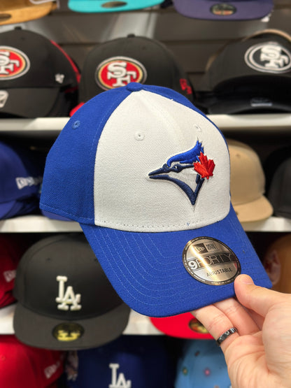 Toronto Blue Jays MLB Ball Cap | New Era 9FORTY Adjustable Velcro Strap | White/Blue