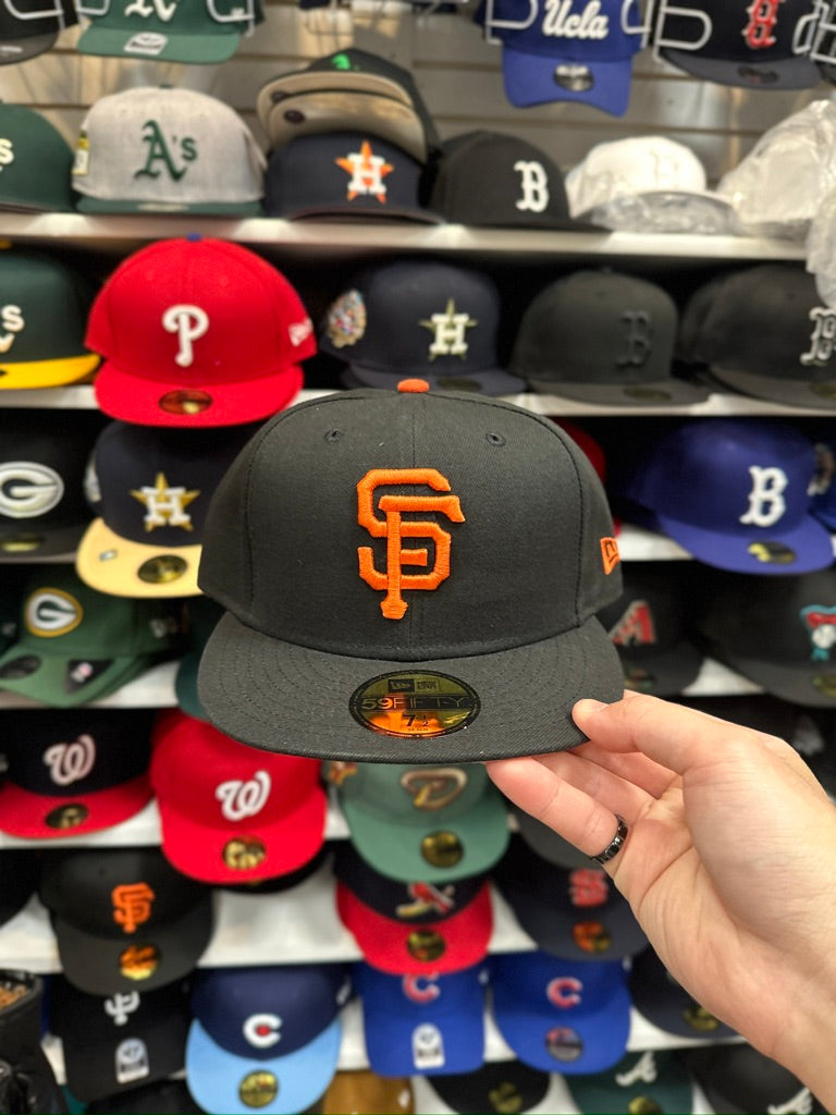 San Francisco Giants MLB Vintage Fitted Hat | New Era 59FIFTY Sized Cap | Black