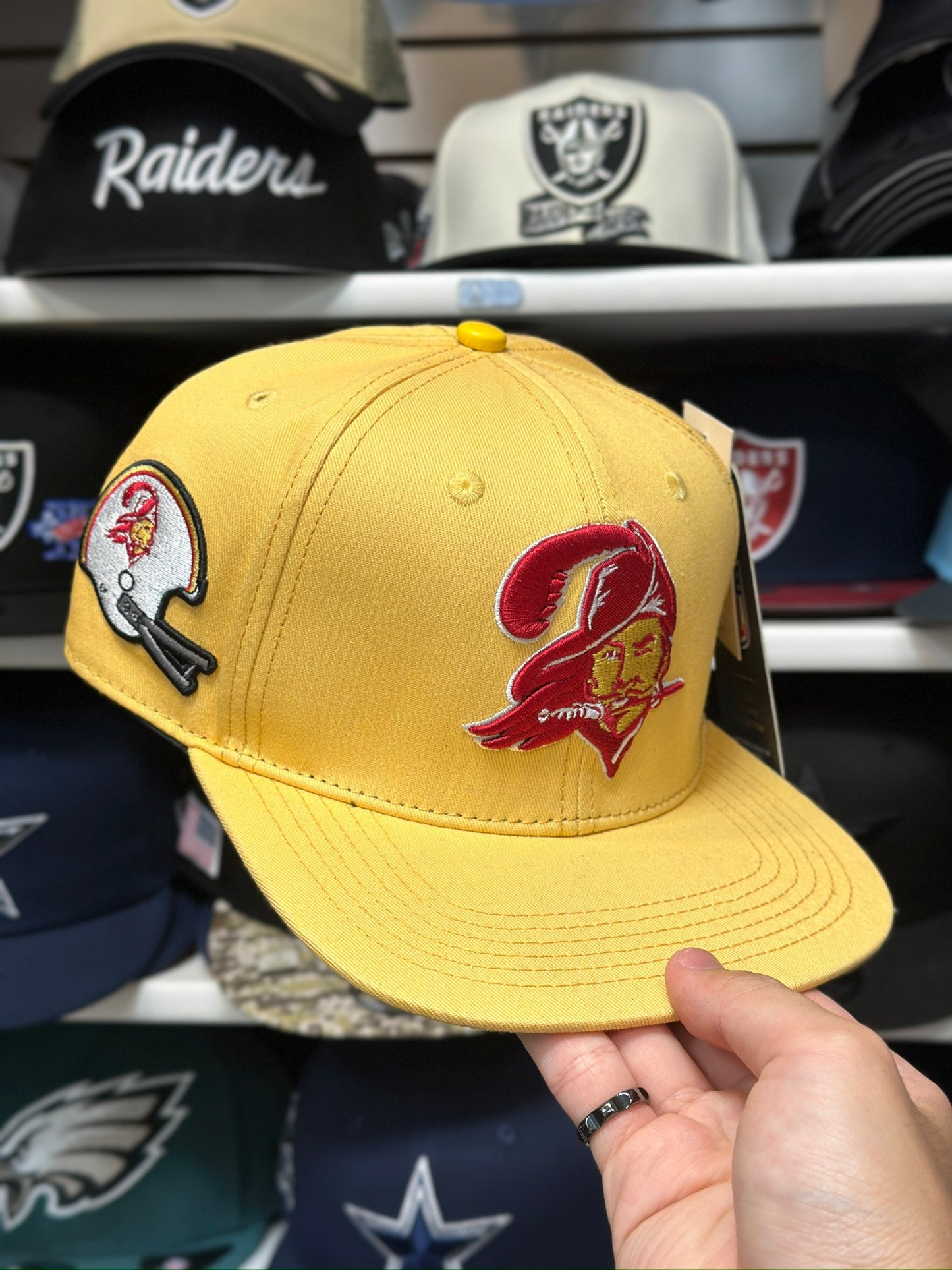 Tampa Bay Buccaneers MLB | Series Patch - Pro Standard Snapback | Mustard