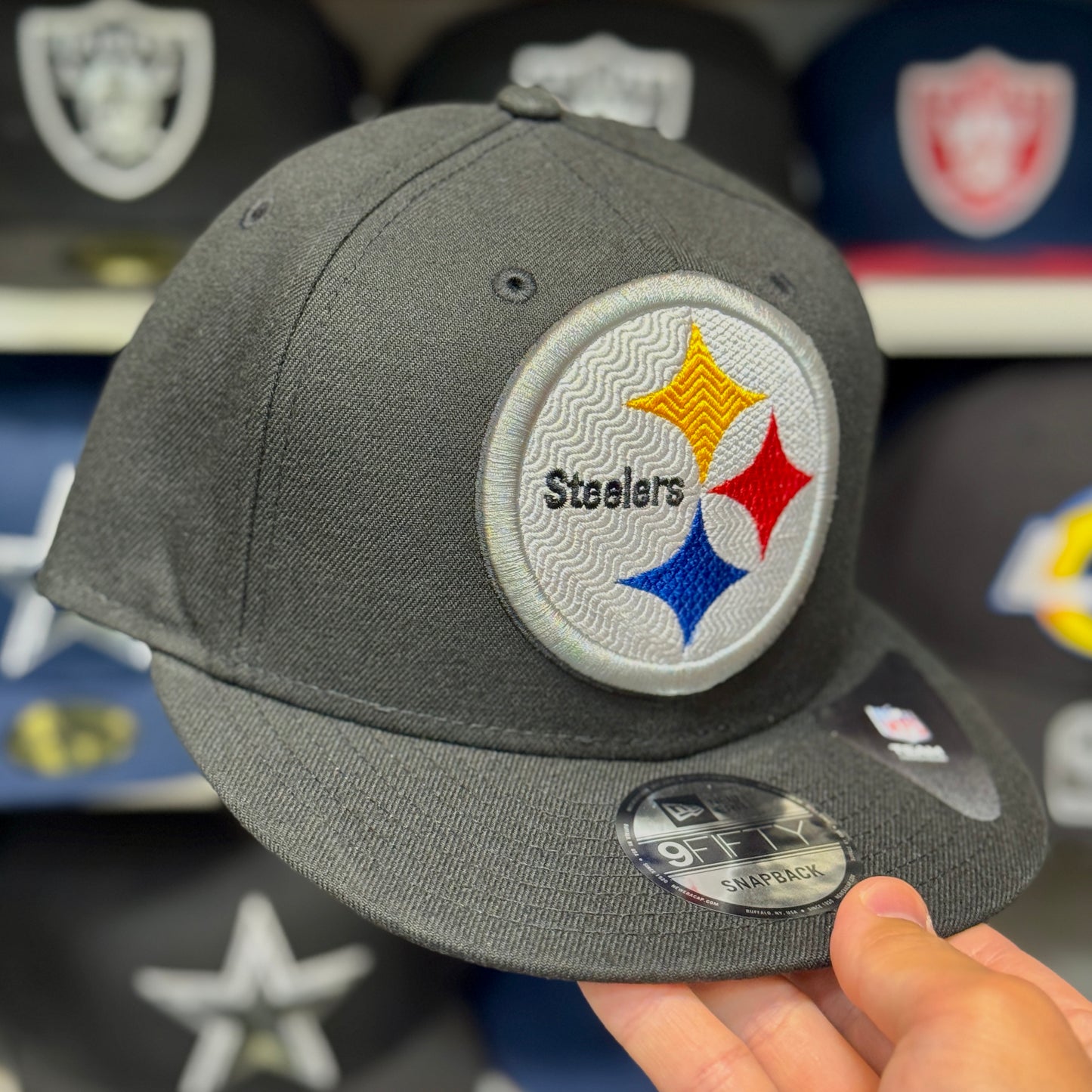 New Era Pittsburgh Steelers 'Large Logo' 9FIFTY Snapback Black