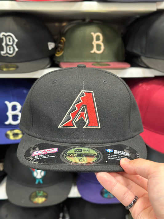 Arizona Diamondbacks MLB Fitted Hat | Classic New Era 59FIFTY Sized Cap | Black