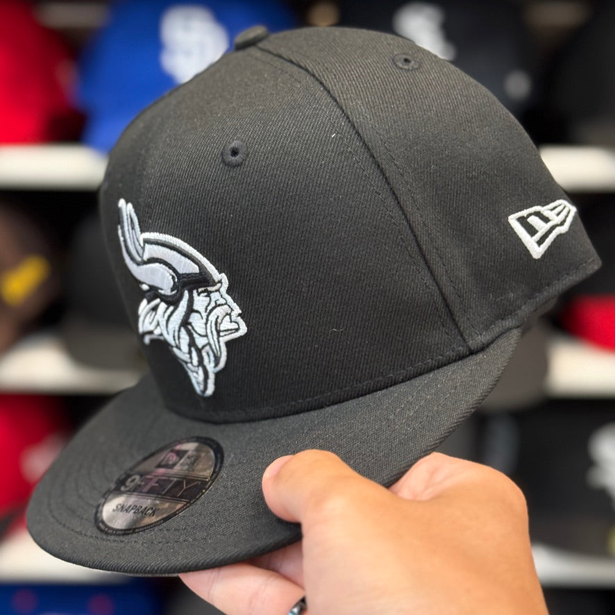 New Era Minnesota Vikings Black 9FIFTY Snapback