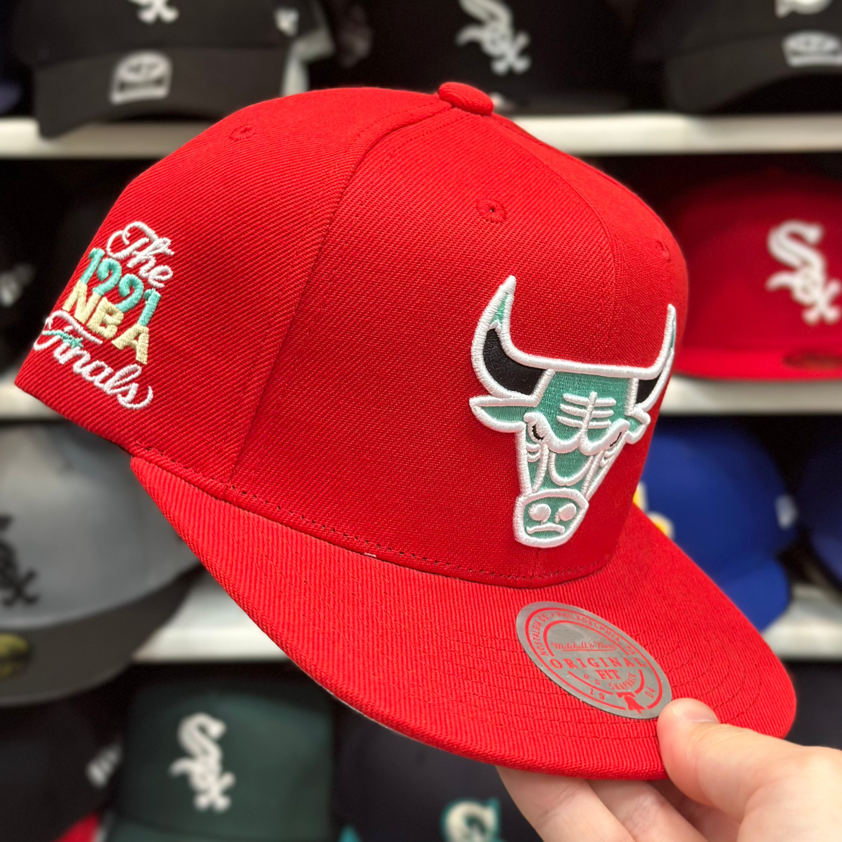 Chicago Bulls Multicolor Mitchell & Ness Snapback - Product Image