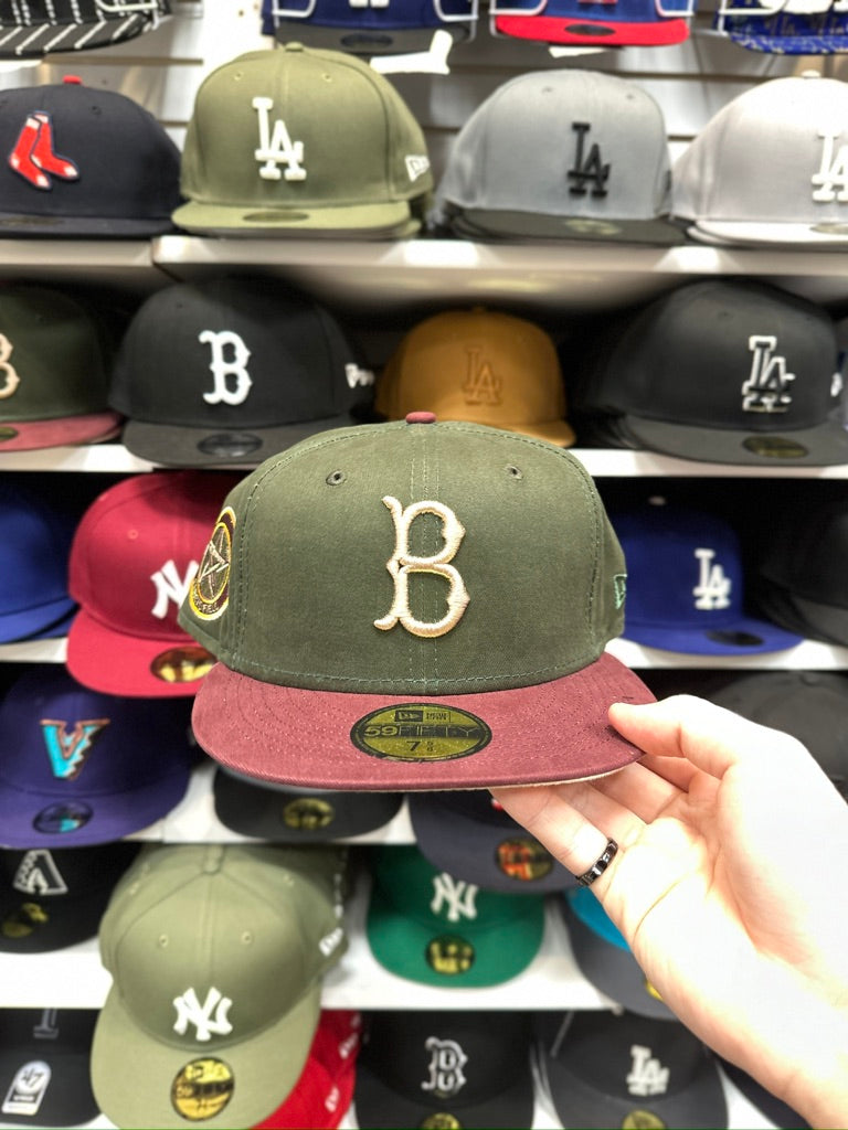 Brooklyn Dodgers MLB' Side Patch - Two Tone' | New Era 59FIFTY Fitted Cap | Maroon/Olive