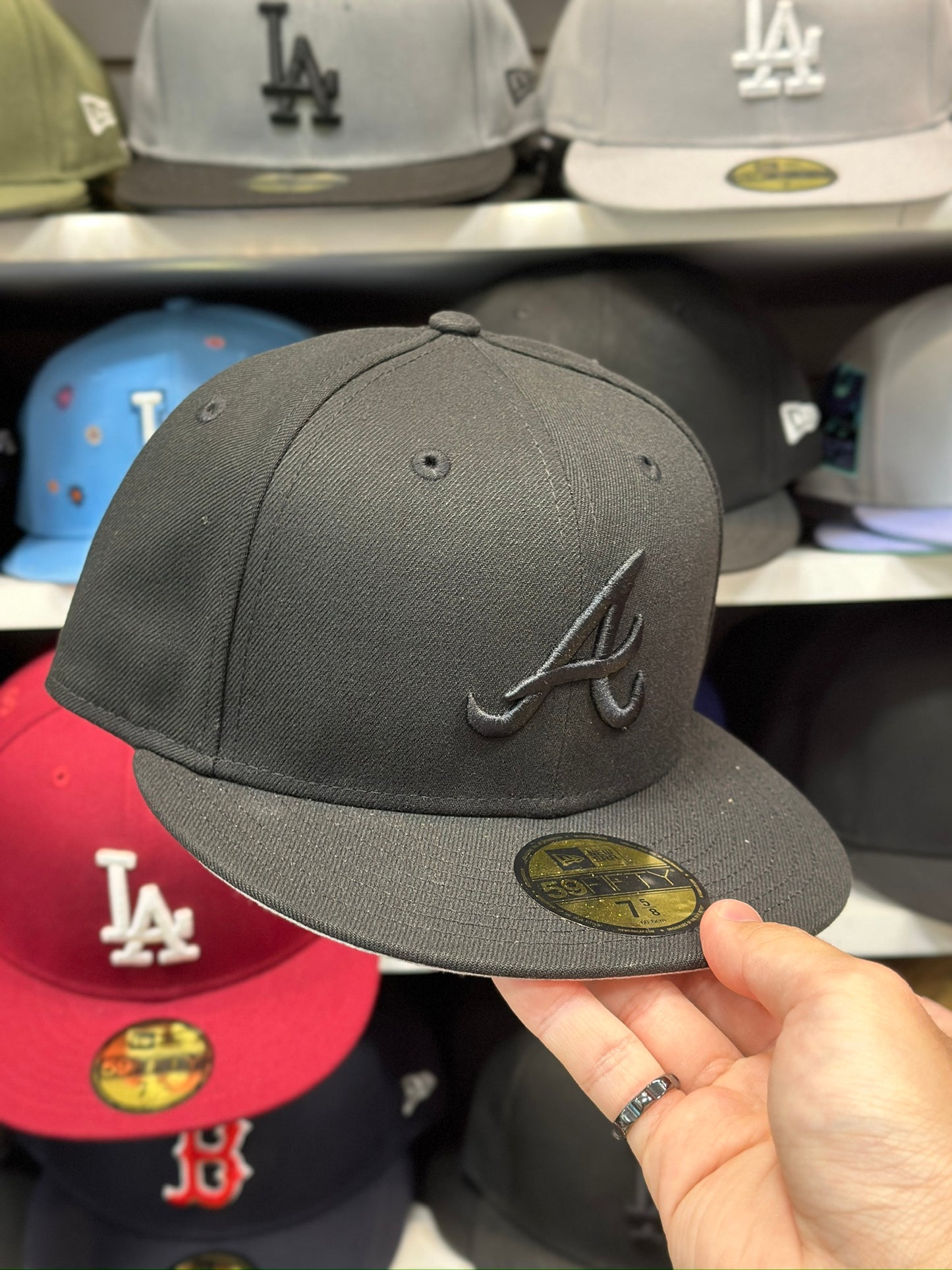 Atlanta Braves MLB Fitted Cap | New Era 59FIFTY Sized Hat | Black