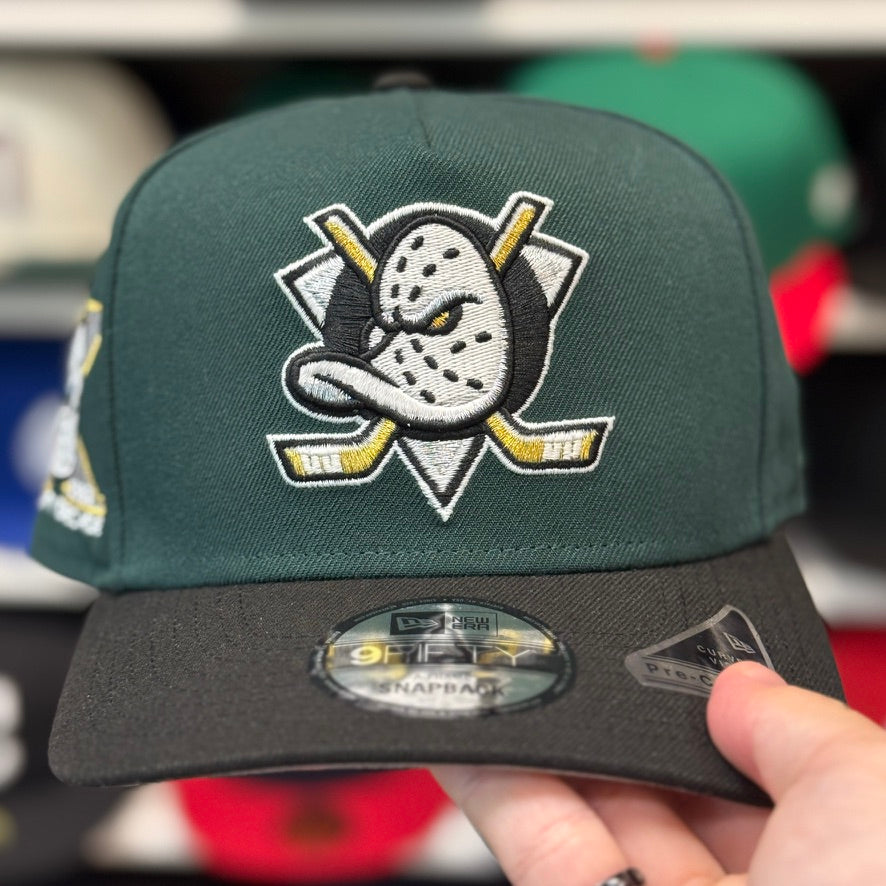 New Era Anaheim Ducks 'A Mighty Decade' A-Frame Dark Green/Black 9FIFTY Snapback - Mistwood - Product Image
