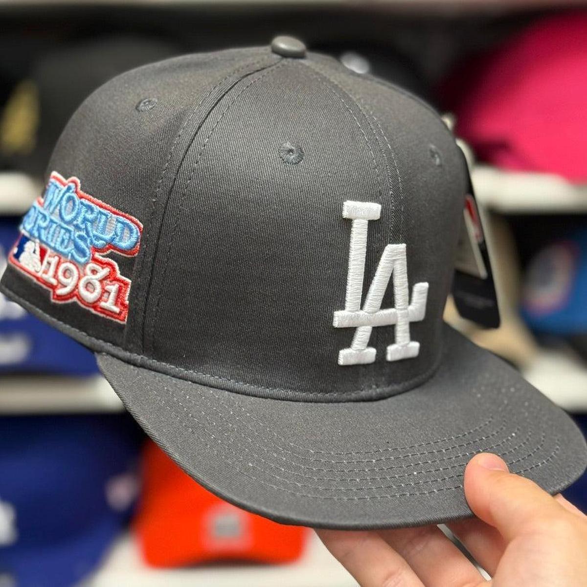 Los Angeles Dodgers '1981 World Series' Gray Pro Standard Snapback - Product Image