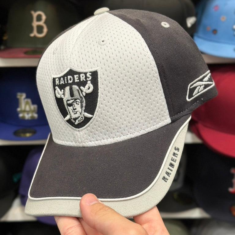 Oakland Raiders Reebok Vintage Ball Cap | Silver/Black - Product Image