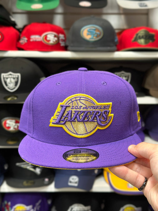 LA Lakers NBA Gold Logo | New Era 9FIFTY Snapback | Purple