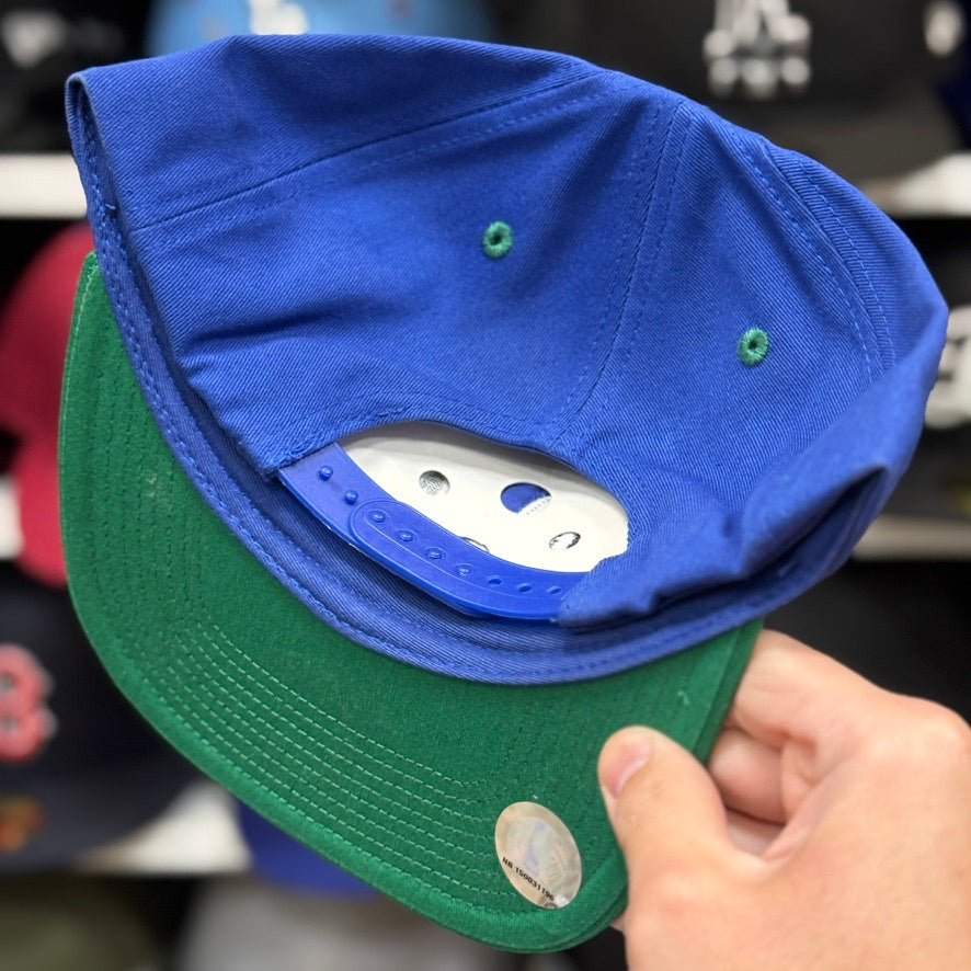 Dallas Mavericks Blue/Green Snapback - Product Image
