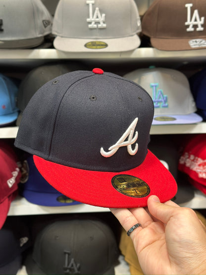 Atlanta Braves MLB Fitted Cap | Classic New Era 59FIFTY Sized Cap | Navy/Red