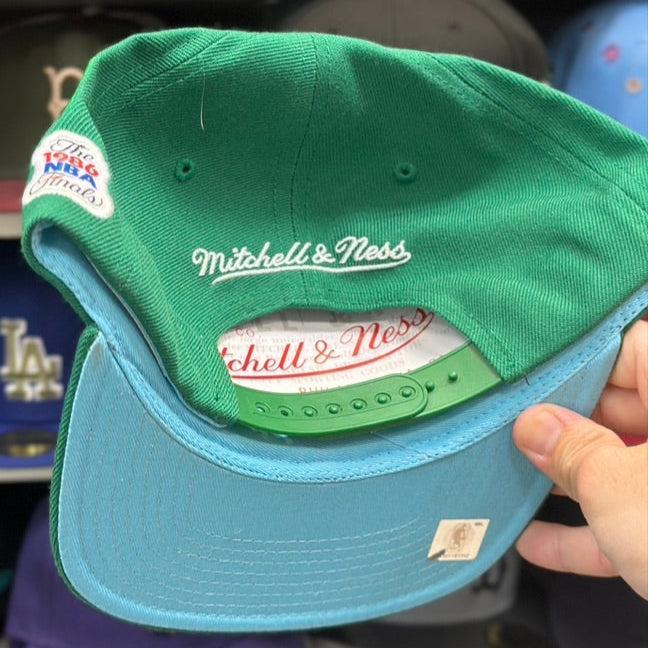 Boston Celtics Green/Yellow Mitchell & Ness Snapback - Product Image