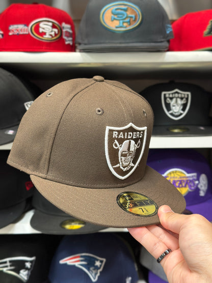 Las Vegas Raiders NFL Fitted Hat | New Era 59FIFTY Sized Cap | Brown