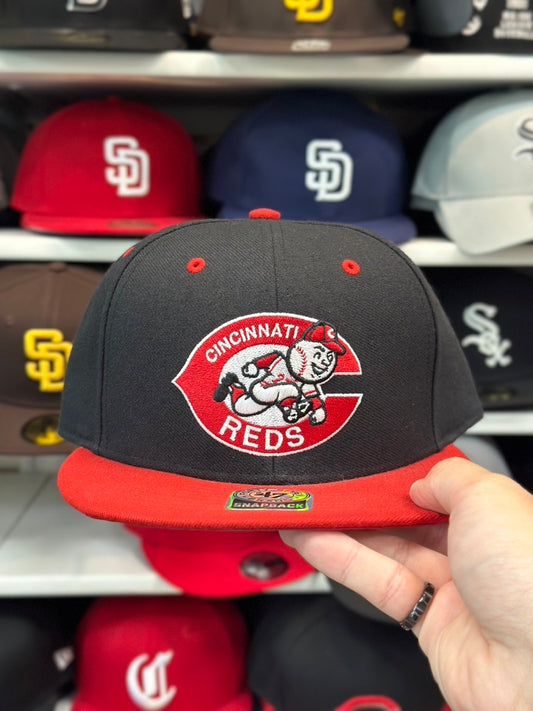 Cincinnati Reds MLB Snapback | '47 Brand Captain Adjustable Cap | Black/Red