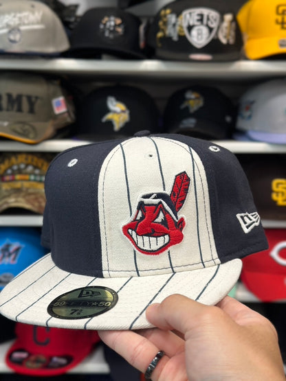 Cleveland Indians MLB Vintage Striped | New Era 59FIFTY Fitted Cap | Navy