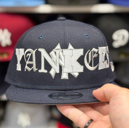 New Era New York Yankees 'Font Pack' Navy 9FIFTY Snapback - Product Image