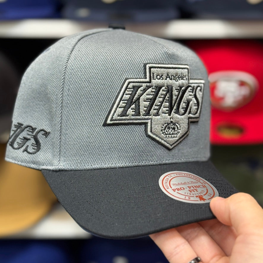 Los Angeles Kings Grey/Black A-Frame Mitchell & Ness Snapback - Product Image
