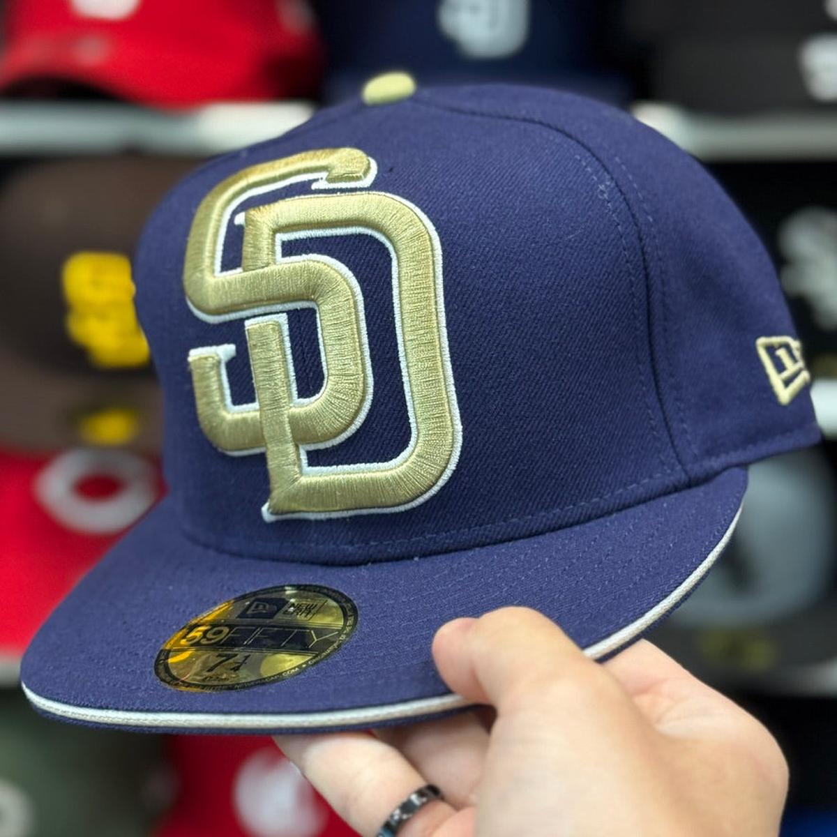 New Era San Diego Padres 'Large Logo' Navy 59FIFTY Fitted Hat - Product Image