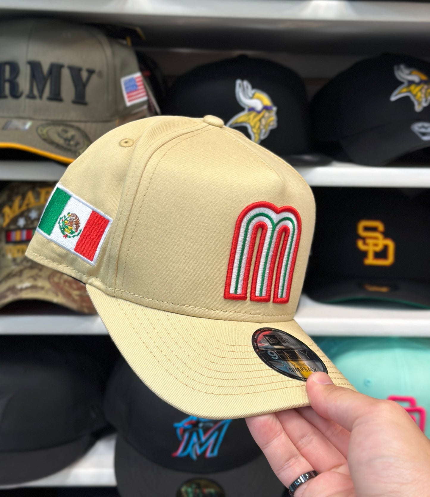 Mexico WBC World Baseball Classic | New Era 9FIFTY A-Frame Snapback | Caramel