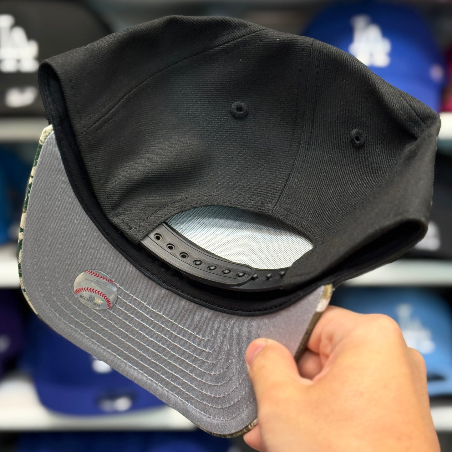 New Era Los Angeles Dodgers '40th Anniversary' A-Frame Black/Realtree Camo 9FIFTY Snapback - Product Image