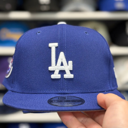 New Era Los Angeles Dodgers 'Back to Back World Series Champs' Blue 9FIFTY Snapback - Product Image