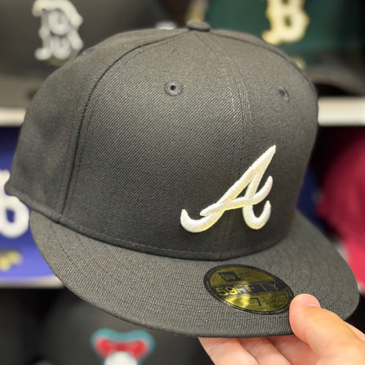 New Era Atlanta Braves 59FIFTY Fitted Hat Black