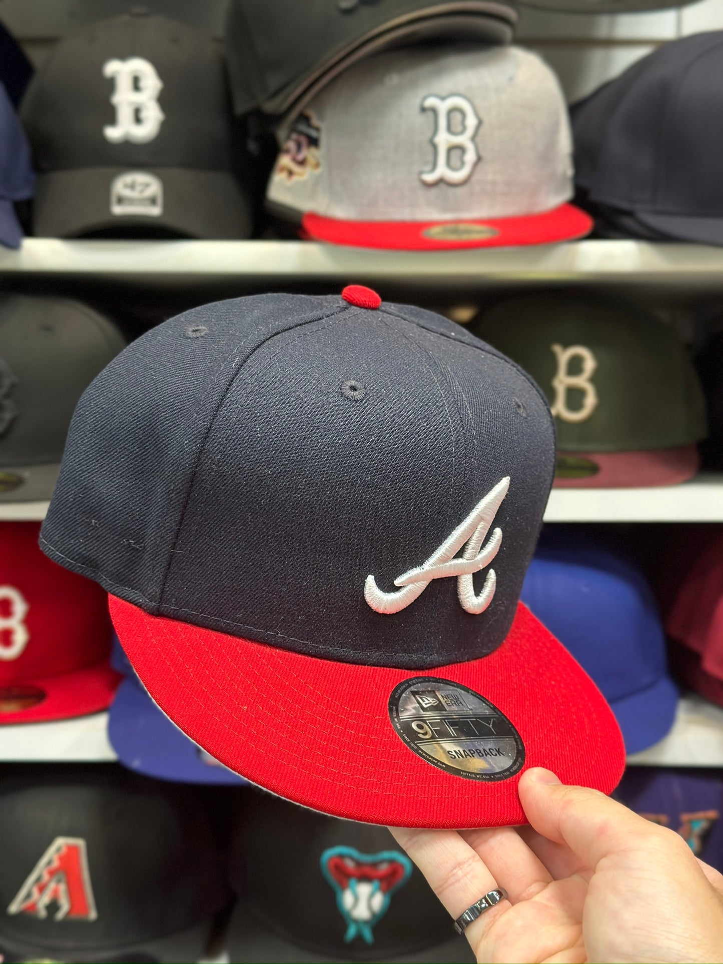 Atlanta Braves MLB Snapback | Classic New Era 9FIFTY Adjustable Cap | Navy/Red