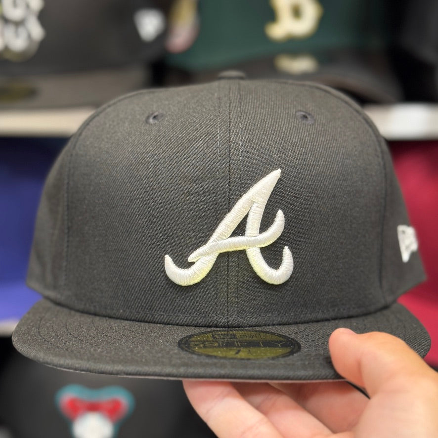 New Era Atlanta Braves 59FIFTY Fitted Hat Black