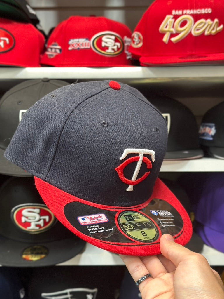 Minnesota Twins MLB Fitted Hat | New Era 59FIFTY Sized Cap | Black/Red