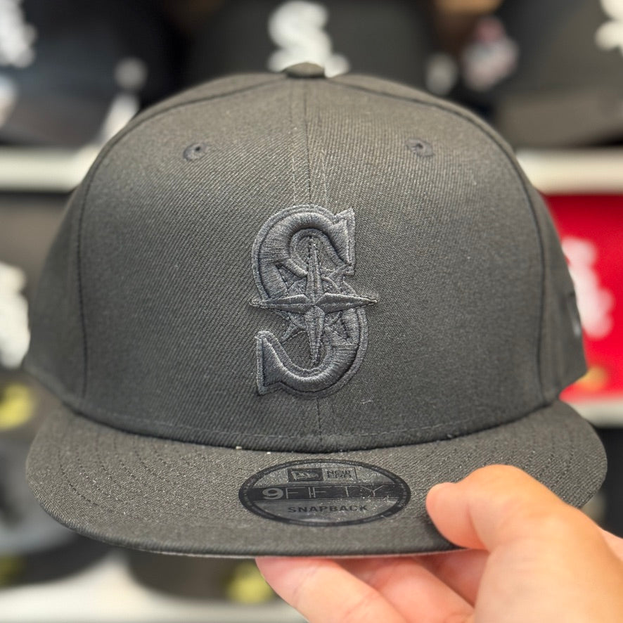 New Era Seattle Mariners Black/Black 9FIFTY Snapback