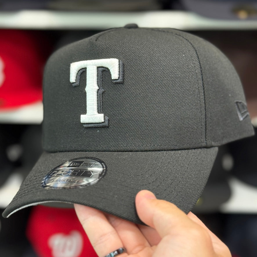 New Era Texas Rangers Black 9FORTY A-Frame Adjustable Snapback Hat