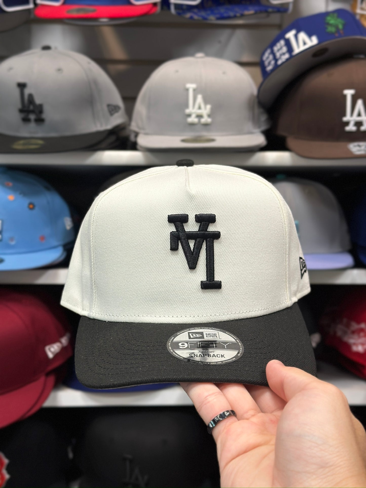 LA Dodgers 'Upside Down Reverse Logo' A-Frame Cap | New Era 9FIFTY Adjustable Snapback | White/Black