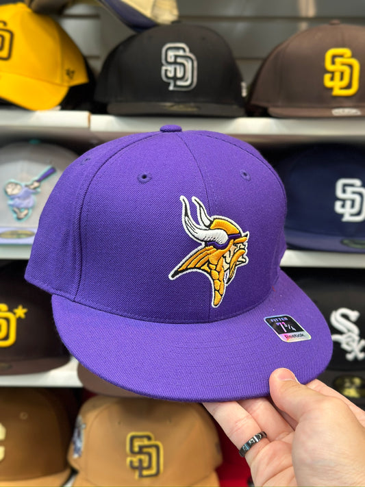 Minnesota Vikings, NFL Fitted Hat | Vintage Reebok | Purple