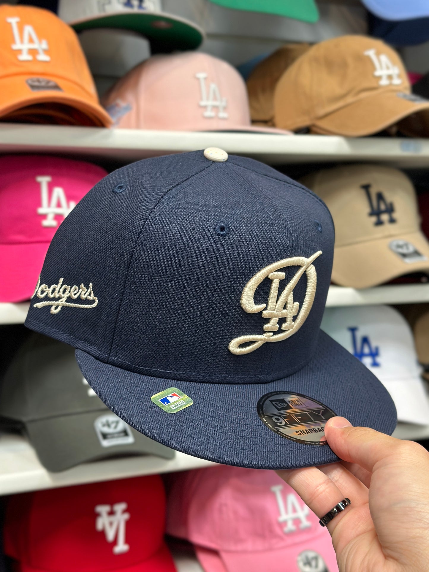 LA Dodgers MLB 'City Connect Disney D' | New Era 9FIFTY Snapback | Blue/Bronze/Pixel