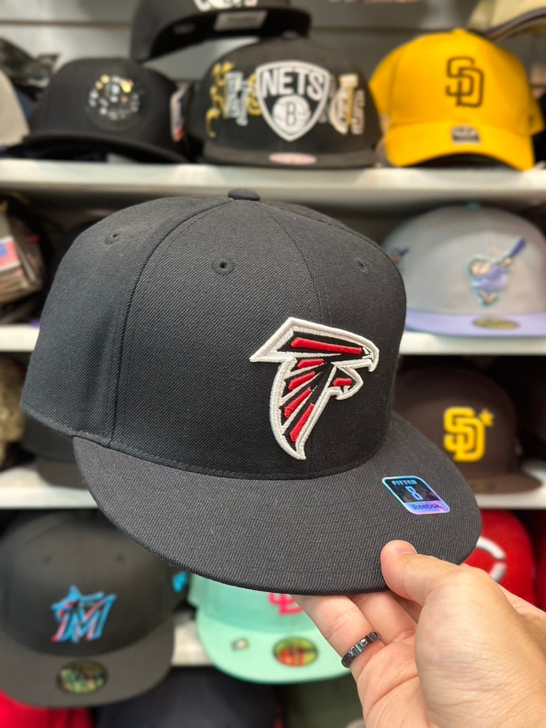 Atlanta Falcons NFL Fitted Hat | Vintage Reebok | Black | Size 8