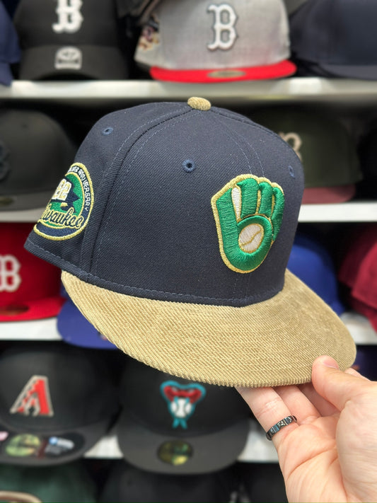 Milwaukee Brewers MLB Corduroy | New Era 59FIFTY Fitted Cap | Navy/Beige