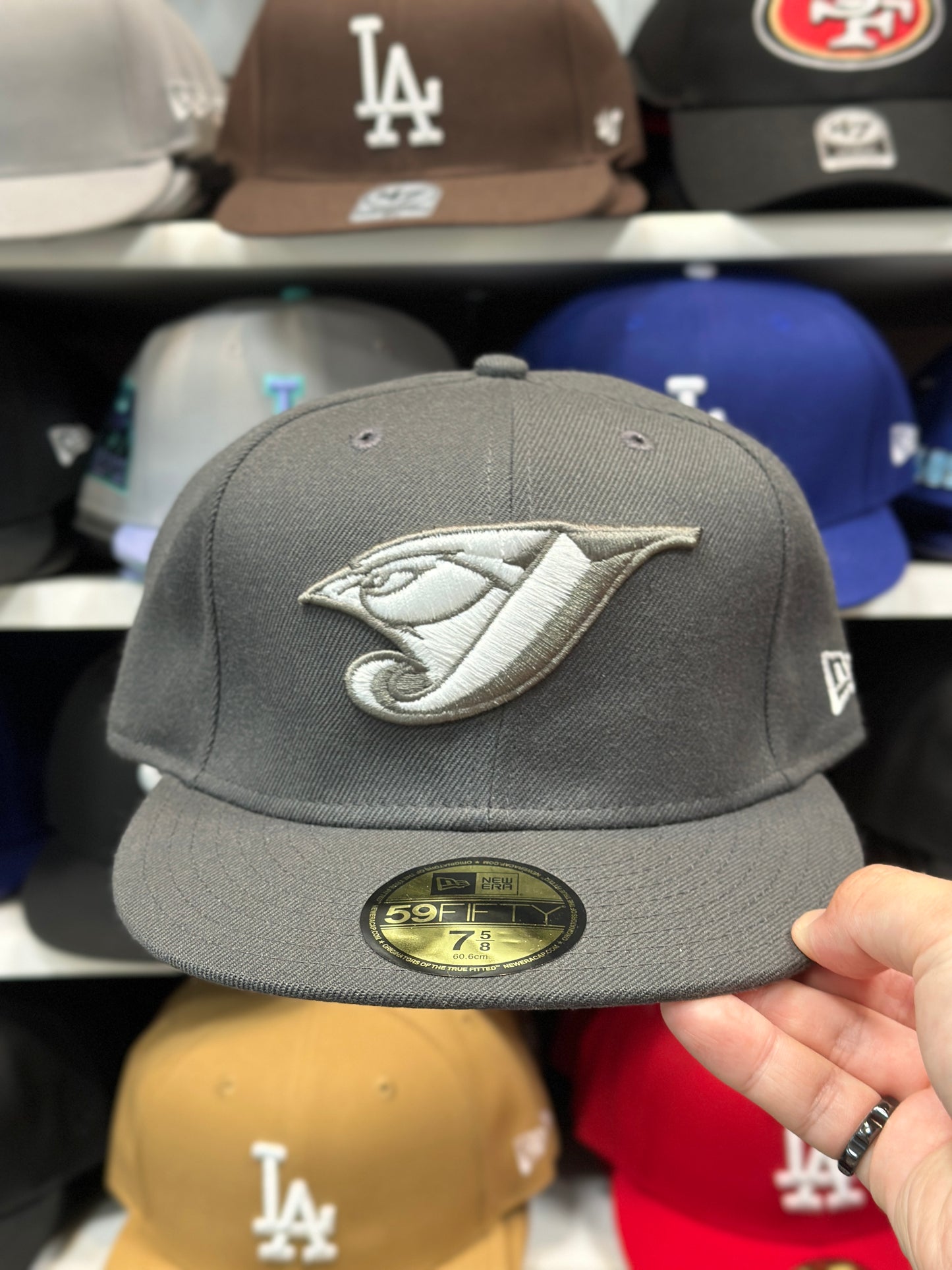 Toronto Blue Jays MLB Vintage Fitted Hat | New Era 59FIFTY Sized Cap | Gray