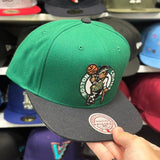 Boston Celtics Green/Black Mitchell & Ness Snapback