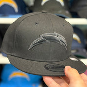 New Era Los Angeles Chargers All Black 9FIFTY Adjustable Snapback Hat
