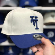 New Era Los Angeles Dodgers 'Upside Down Logo' A-Frame Creme/Blue 9FORTY Snapback - Product Image