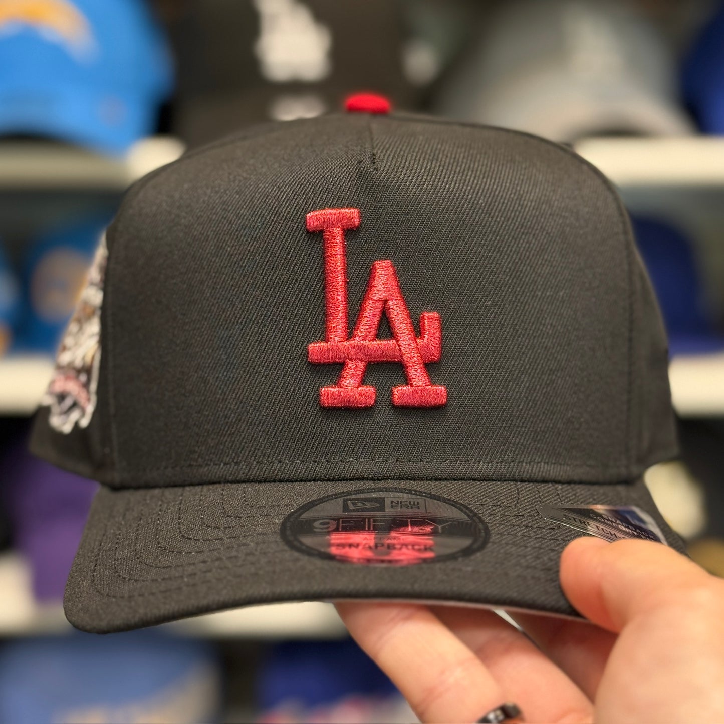 New Era Los Angeles Dodgers '40th Anniversary' A-Frame Metallic Red 9FIFTY Snapback - Product Image
