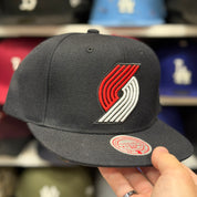 Portland Trail Blazers Black Mitchell & Ness Snapback