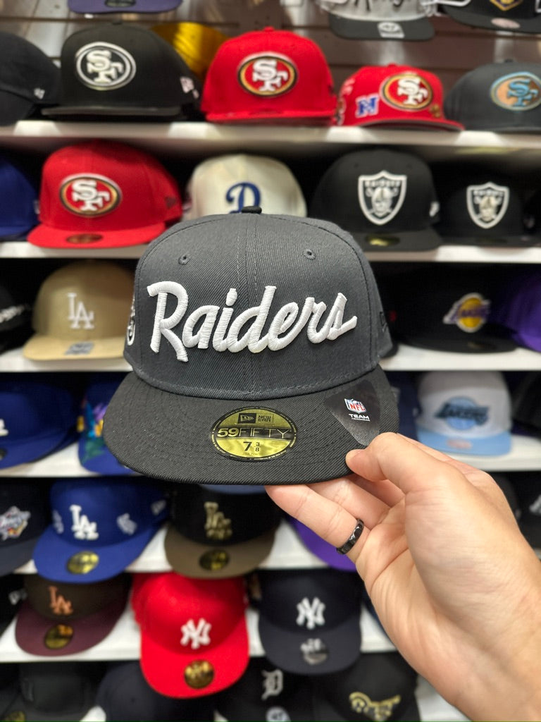 Las Vegas Raiders NFL Script Fitted Hat | New Era 59FIFTY Sized Cap | Gray/Black