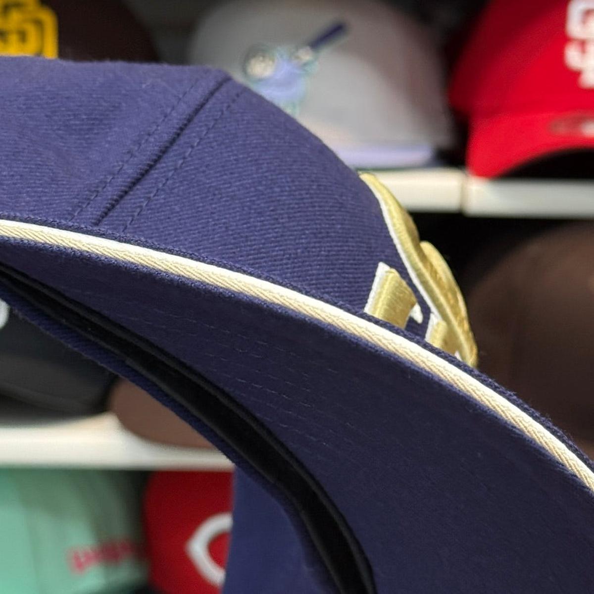 New Era San Diego Padres 'Large Logo' Navy 59FIFTY Fitted Hat - Product Image