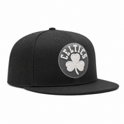 Boston Celtics Black/White Mitchell & Ness Snapback - Product Image
